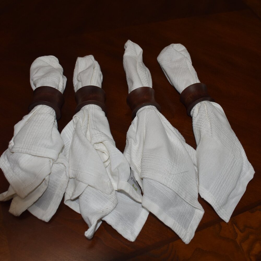 Set of (4) Threshold White Napkins with Wooden Napkin Rings